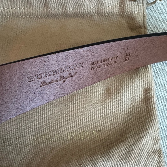 New without Tags Burberry Bridle Leather Ashmore 30MM belt in Brown - Picture 5 of 8